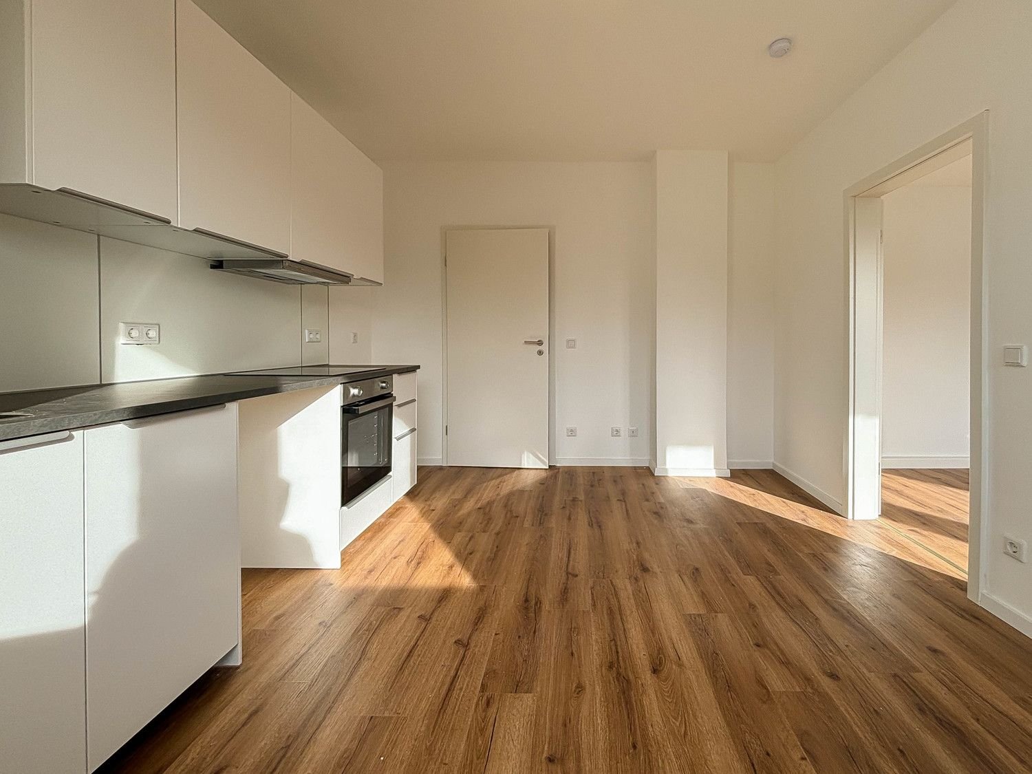 Wohnung zur Miete 693 € 1,5 Zimmer 42 m²<br/>Wohnfläche 4.<br/>Geschoss Pempelfort Düsseldorf 40479