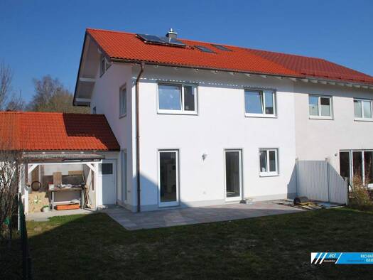 Doppelhaushälfte zur Miete 1.950 € 6 Zimmer 150 m² 300 m² Grundstück frei ab sofort Isen 84424