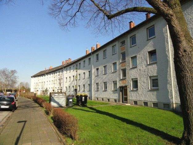 Wohnung zur Miete 374 € 2 Zimmer 48,2 m² 1. Geschoss frei ab 14.03.2026 Heynenstr. 9 Friemersheim Duisburg 47229
