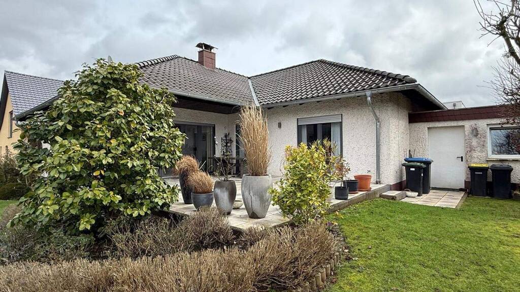 Bungalow zur Miete 1.200 € 5 Zimmer 140 m² 774 m² Grundstück Saarhölzbach Mettlach 66693