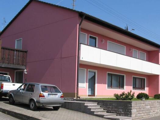 Terrassenwohnung zur Miete 700 € 4 Zimmer 120 m² Geschoss EG/1 frei ab sofort Allersheim Giebelstadt 97232