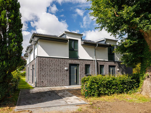 Doppelhaushälfte zum Kauf - Erstbezug 827.500 € 5,5 Zimmer 148 m² 638,4 m² Grundstück Niendorf Hamburg 22453