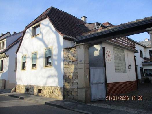Wohnung zum Kauf 230.000 € 6,5 Zimmer 143 m² frei ab sofort Freinsheim 67251