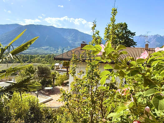 Villa zum Kauf 2.000.000 € 6 Zimmer 300 m² 1.000 m² Grundstück Burgstall 39014