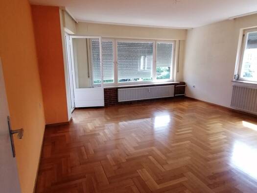 Wohnung zur Miete 1.200 € 4 Zimmer 91 m² 1. Geschoss frei ab sofort Möhringen Stuttgart 70567