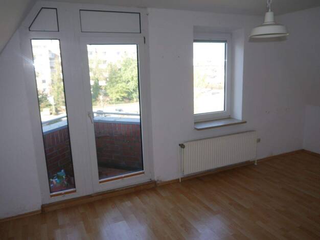 Studio zur Miete 300 € 1 Zimmer 26,4 m² 3. Geschoss frei ab 01.03.2026 Marktstr. 12d Nordenham 26954