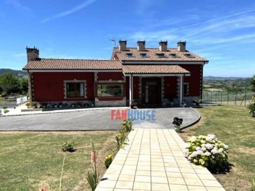 Chalet zum Kauf 795.000 € 5 Zimmer 432 m² Gijón / Xixón 33394
