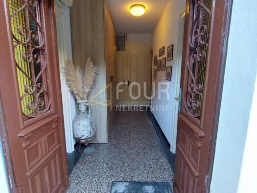 Haus zum Kauf 600.000 € 7 Zimmer 240 m² Mali Losinj Mali Lošinj