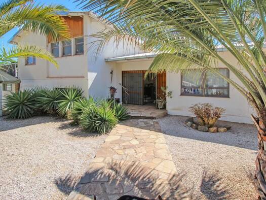 Haus zum Kauf 155.000 € 7 Zimmer 180 m² 1.500 m² Grundstück Kruis Street 3 Otjiwarongo