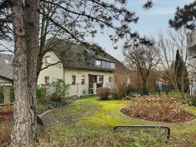 Doppelhaushälfte zum Kauf 519.000 € 7,5 Zimmer 162 m²<br/>Wohnfläche 307 m²<br/>Grundstück ab sofort<br/>Verfügbarkeit Bemerode Hannover 30539