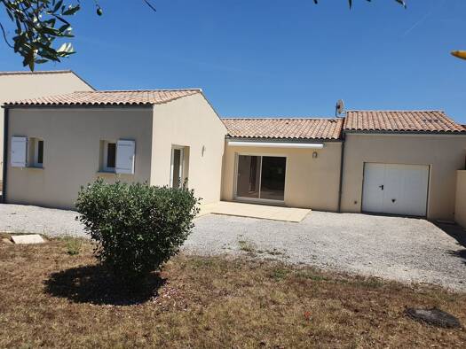 Haus zum Kauf 252.000 € 105 m² 547 m² Grundstück Gémozac 17260