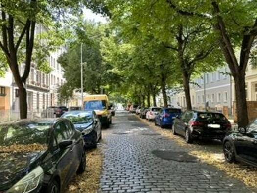 Wohnung zum Kauf 95.000 € 1 Zimmer frei ab sofort Innenstadt Mitte 06110