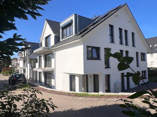 Wohnung zum Kauf - Erstbezug provisionsfrei 398.000 € 3 Zimmer 87,1 m² frei ab 01.09.2027 Innenstadt Bad Salzuflen 32105