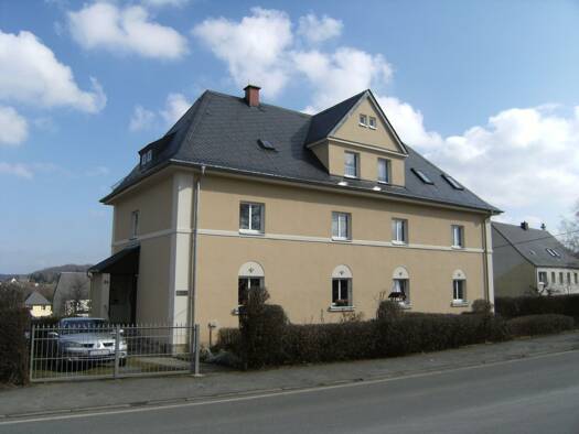 Wohnung zur Miete 390 € 2 Zimmer 54 m² EG frei ab sofort Plauensche Straße 28 Schleiz Schleiz 07907