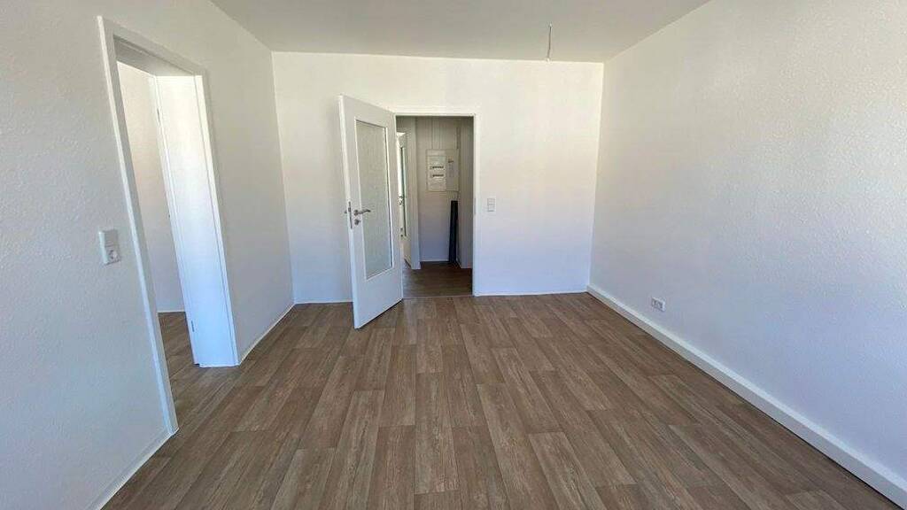 Wohnung zur Miete 309 € 2 Zimmer 46 m² 3. Geschoss Leonhard-Frank-Straße 94 Suhl 98529