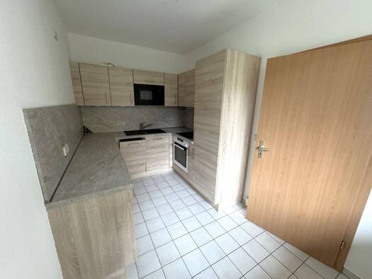 Wohnung zur Miete 520 € 2 Zimmer 80 m² EG frei ab sofort Bert-Brecht-Straße 3 Bieblach Gera 07546