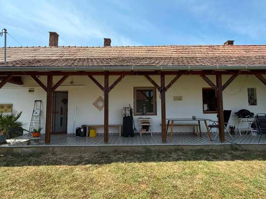 Bauernhaus zur Miete 550 € 3 Zimmer 90 m² 2.000 m² Grundstück frei ab 01.09.2026  Marcali-Bize 8700