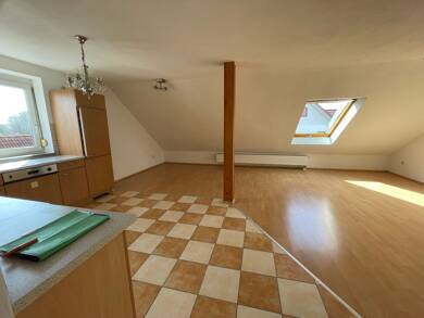 Wohnung zur Miete 570 € 2 Zimmer 65 m² Welkenbach Herzogenaurach 91074