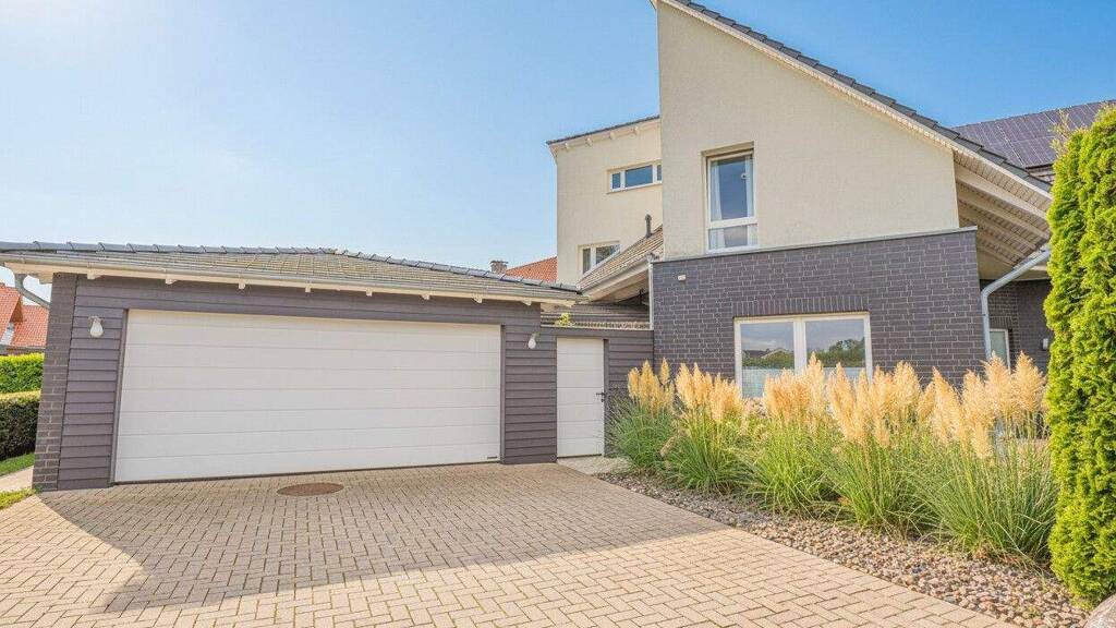 Einfamilienhaus zum Kauf 559.000 € 4 Zimmer 200 m² 823 m² Grundstück Altstadt Quakenbrück 49610