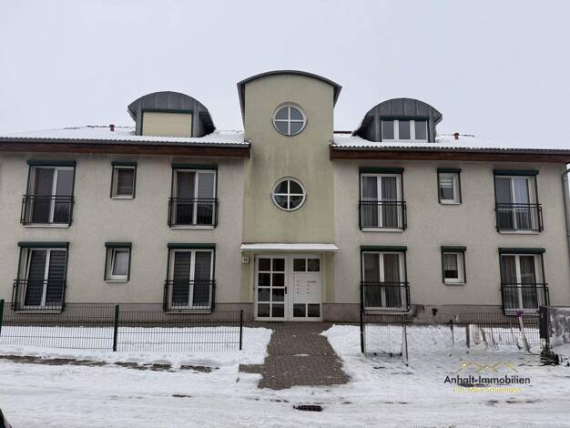 Wohnung zur Miete 525 € 3 Zimmer 80,3 m² 3. Geschoss frei ab 01.03.2026 Stumsdorfer Straße 16 Radegast 06369