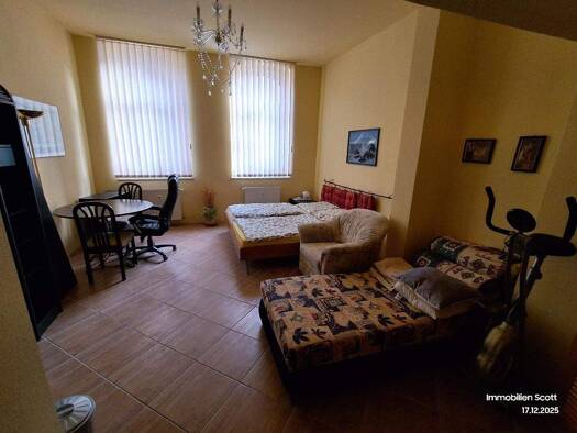 Wohnung zur Miete 180 € 1 Zimmer 32 m² Hegelstraße 26 Südvorstadt Plauen 08527