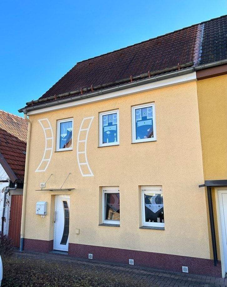 Immobilie in Bleicherode - Moderne Wohnträume mit Anbau, Solarenergie und Pool - Bild 2