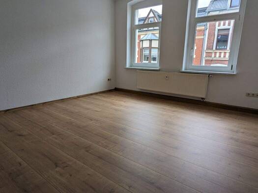 Wohnung zur Miete 440 € 4 Zimmer 86 m² frei ab 01.01.2026 Elsterberg 07985
