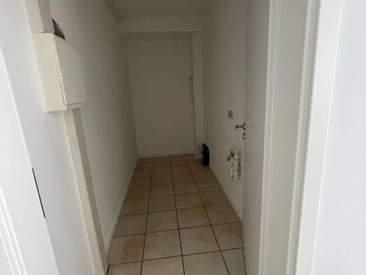 Wohnung zur Miete 530 € 2,5 Zimmer 48 m² Geschoss -1/3 frei ab 01.06.2026 Neunkirchen Neunkirchen-Seelscheid 53819