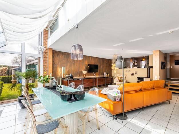 Reihenendhaus zum Kauf 575.000 € 5,5 Zimmer 184,3 m² 304 m² Grundstück Unterlindelburg Schwarzenbruck 90592