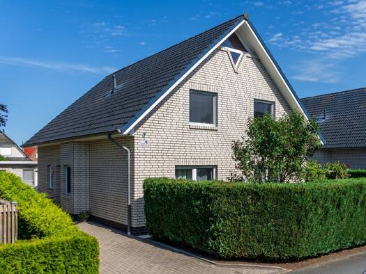 Einfamilienhaus zum Kauf 399.000 € 5 Zimmer 161 m² 629 m² Grundstück Husbäke Edewecht 26188