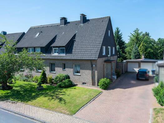 Doppelhaushälfte zum Kauf 329.000 € 6 Zimmer 125 m² 1.574 m² Grundstück Alstedde Lünen 44534