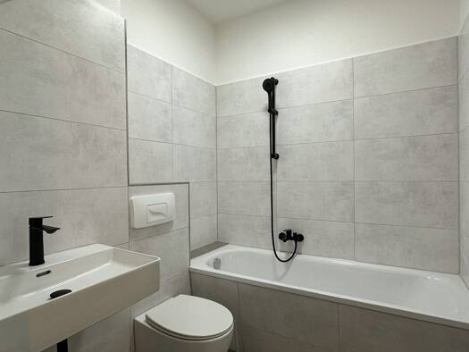 Wohnung zur Miete 470 € 3 Zimmer 66 m² 2. Geschoss frei ab sofort Wurzen 04808