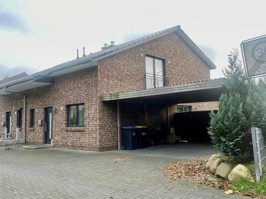 Haus zur Miete 1.780 € 4 Zimmer 129 m² 300 m² Grundstück Wasbek 24647