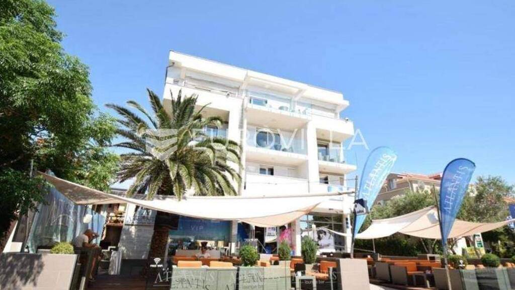 Büro zur Miete 2.500 € Novalja Novalja