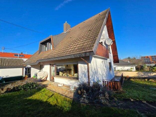 Einfamilienhaus zum Kauf 520.000 € 7,5 Zimmer 182 m² 556 m² Grundstück Dattingen Müllheim 79379