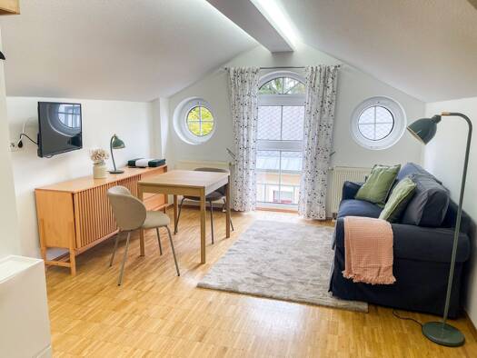 Wohnung zur Miete auf Zeit 895 € 1 Zimmer 32 m² frei ab sofort Kyffhäuserstraße 13 Striesen-West Dresden 01309