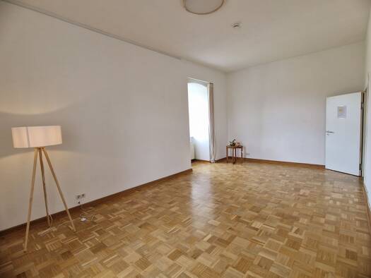 Bürofläche zur Miete provisionsfrei 582 € 1 Zimmer 27,4 m² Bürofläche Schubertstraße 10 Westvorstadt Weimar 99423