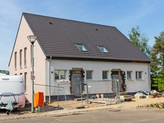 Doppelhaushälfte zum Kauf - Erstbezug provisionsfrei 585.000 € 5 Zimmer 150,5 m² 305 m² Grundstück Pluwig 54316