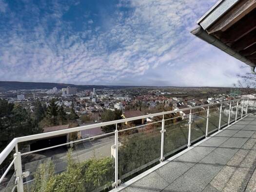 Wohnung zur Miete 1.890 € 5 Zimmer 180 m² Geschoss 2/4 frei ab 01.04.2026 Leonberg 71229