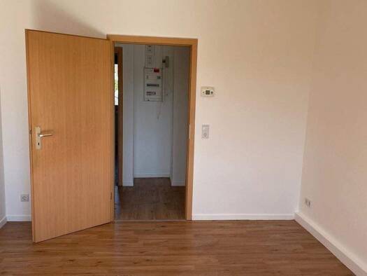 Wohnung zur Miete 330 € 2 Zimmer 45,6 m² frei ab sofort Müldenerstraße 7 Bad Frankenhausen Bad Frankenhausen 06567