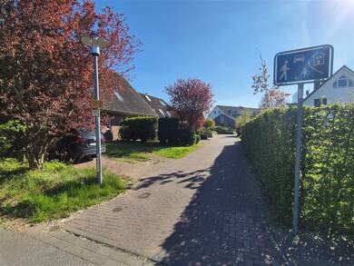 Doppelhaushälfte zum Kauf 455.000 € 5 Zimmer 118 m² 277 m² Grundstück frei ab 01.07.2025 Laboe 24235