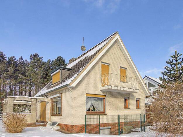 Einfamilienhaus zum Kauf 249.000 € 4 Zimmer 112 m² 783 m² Grundstück St. Gertrud Lübeck 23568