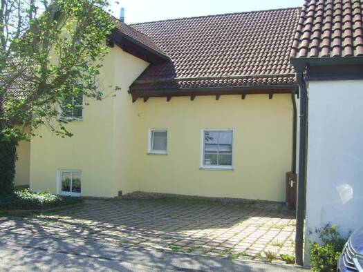 Wohnung zur Miete 1.250 € 4 Zimmer 126 m² EG frei ab 01.02.2026 Enzianstr. 7 Ihrlerstein 93346
