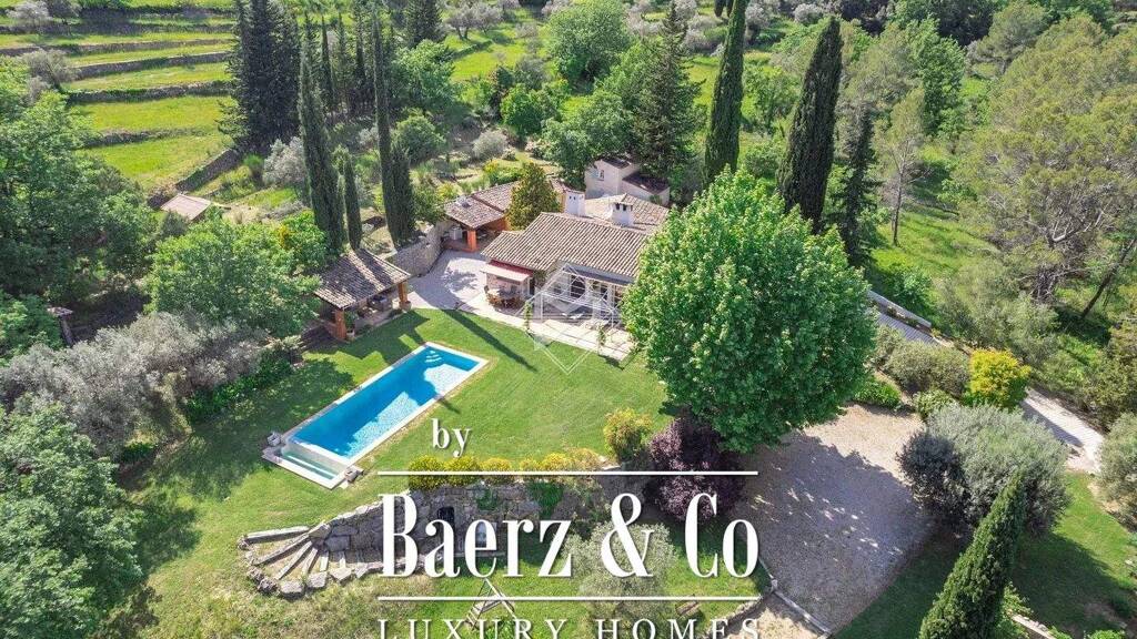 Haus zum Kauf 1.293.000 € 6 Zimmer 200 m² 11.945 m² Grundstück fayence 83440