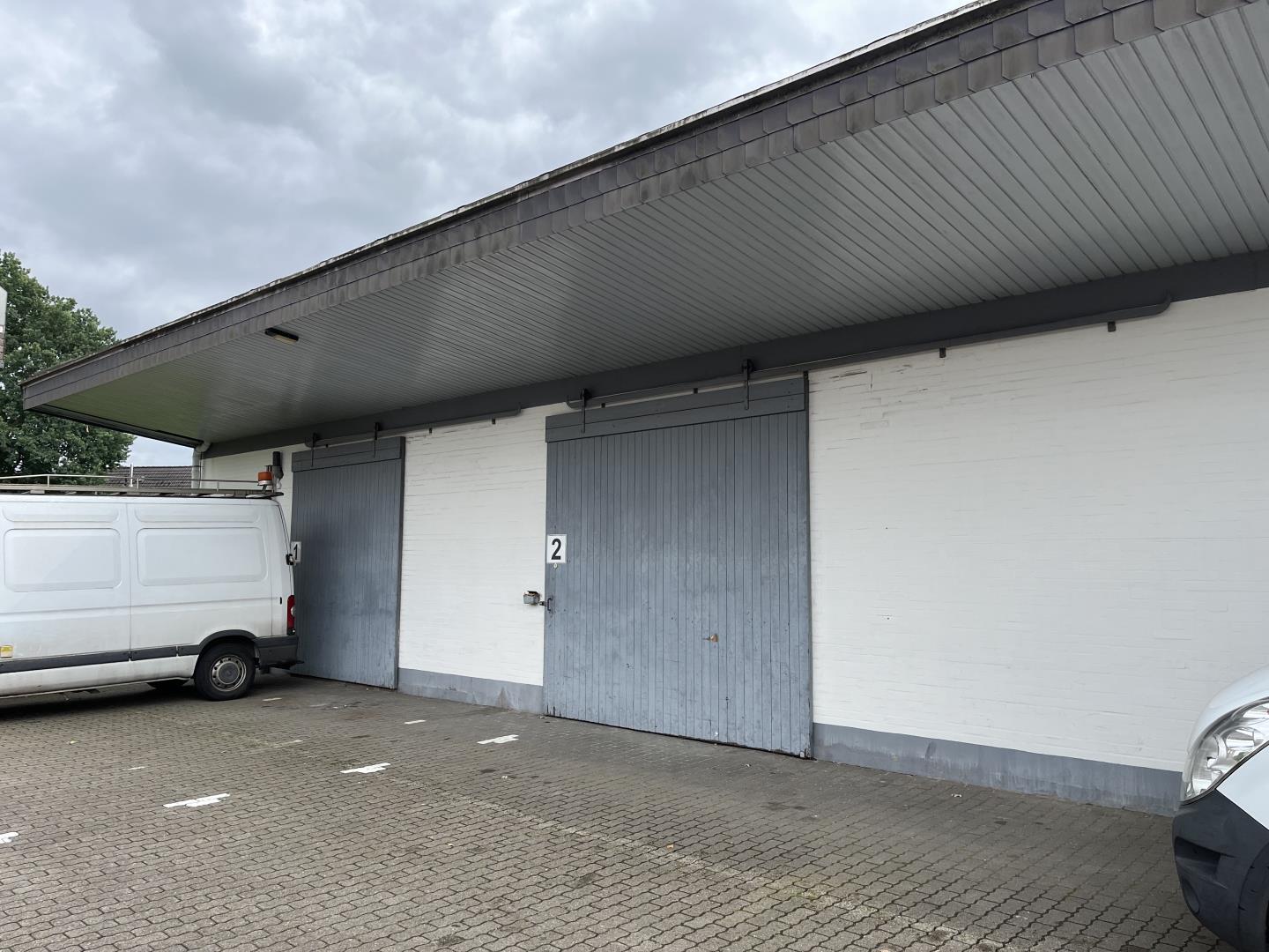 Lagerhalle zur Miete 7,50 € 304 m²<br/>Lagerfläche ab 304 m²<br/>Teilbarkeit Oststeinbek Oststeinbek 22113