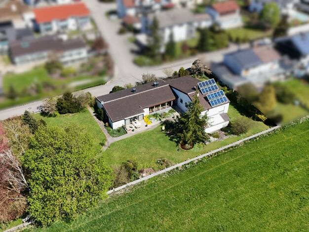 Bungalow zum Kauf 1.000.000 € 6 Zimmer 200,8 m² 1.872 m² Grundstück frei ab 01.01.2027 Türkheim Türkheim 86842