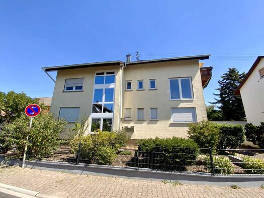 Wohnung zum Kauf 299.000 € 4 Zimmer 82 m² 2. Geschoss Walldorf 69190