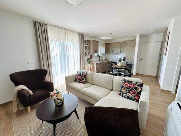 Wohnung zum Kauf 250.000 € 3 Zimmer 1. Geschoss Okrug 21223