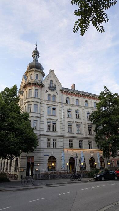 Wohnung zur Miete - Erstbezug 5.670 € 4 Zimmer 162 m² Dachgeschoss, 5. Geschoss frei ab sofort Pettenkoferstraße 48 St. Paul München 80336