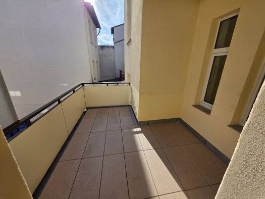 Wohnung zur Miete 820 € 4 Zimmer 115,9 m² Geschoss 1/3 frei ab sofort Zeitz Zeitz 06712
